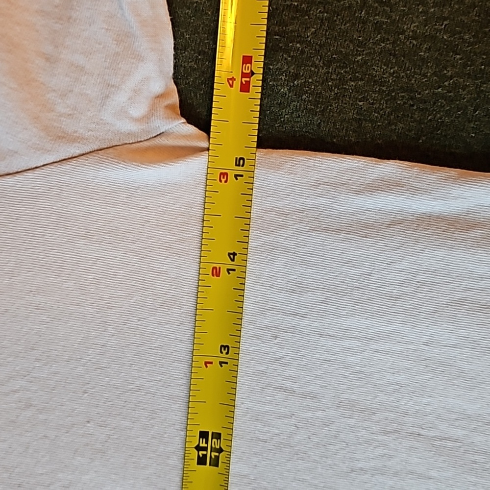 Basic White Tee - Picture 5 of 7